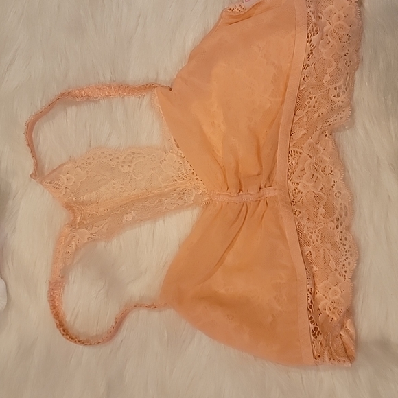 NWOT Victoria's Secret PINK Floral Lace Bralettee. Pretty PEACH 🍑 colored! - Picture 5 of 7